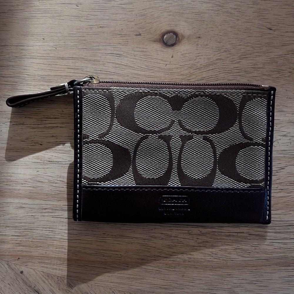 Coach Key Chain Wallet - Picture 5 of 5